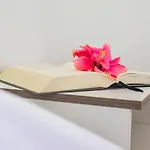 شقة Moya *