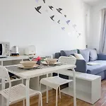 Moya شقة تياس